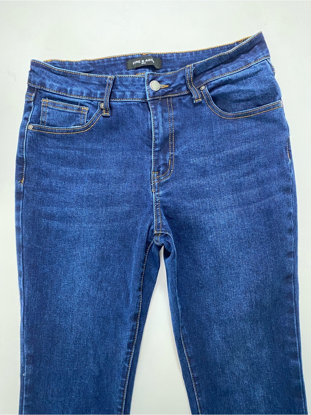 Fire & Rain Denim Jeans Women's Size 9 Medium Wash Classic Stretch Blue Pants